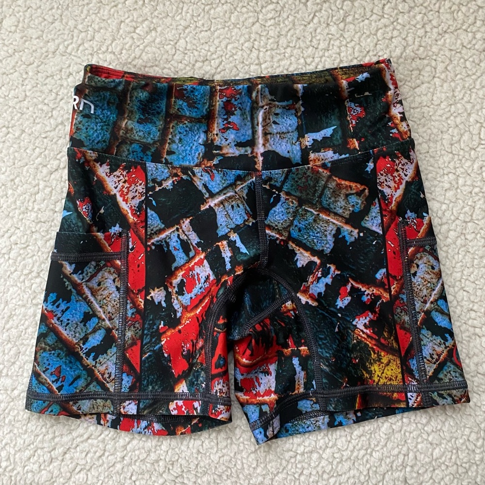 Inknburn Brick 4” Shorts like-new NWOT Size 00